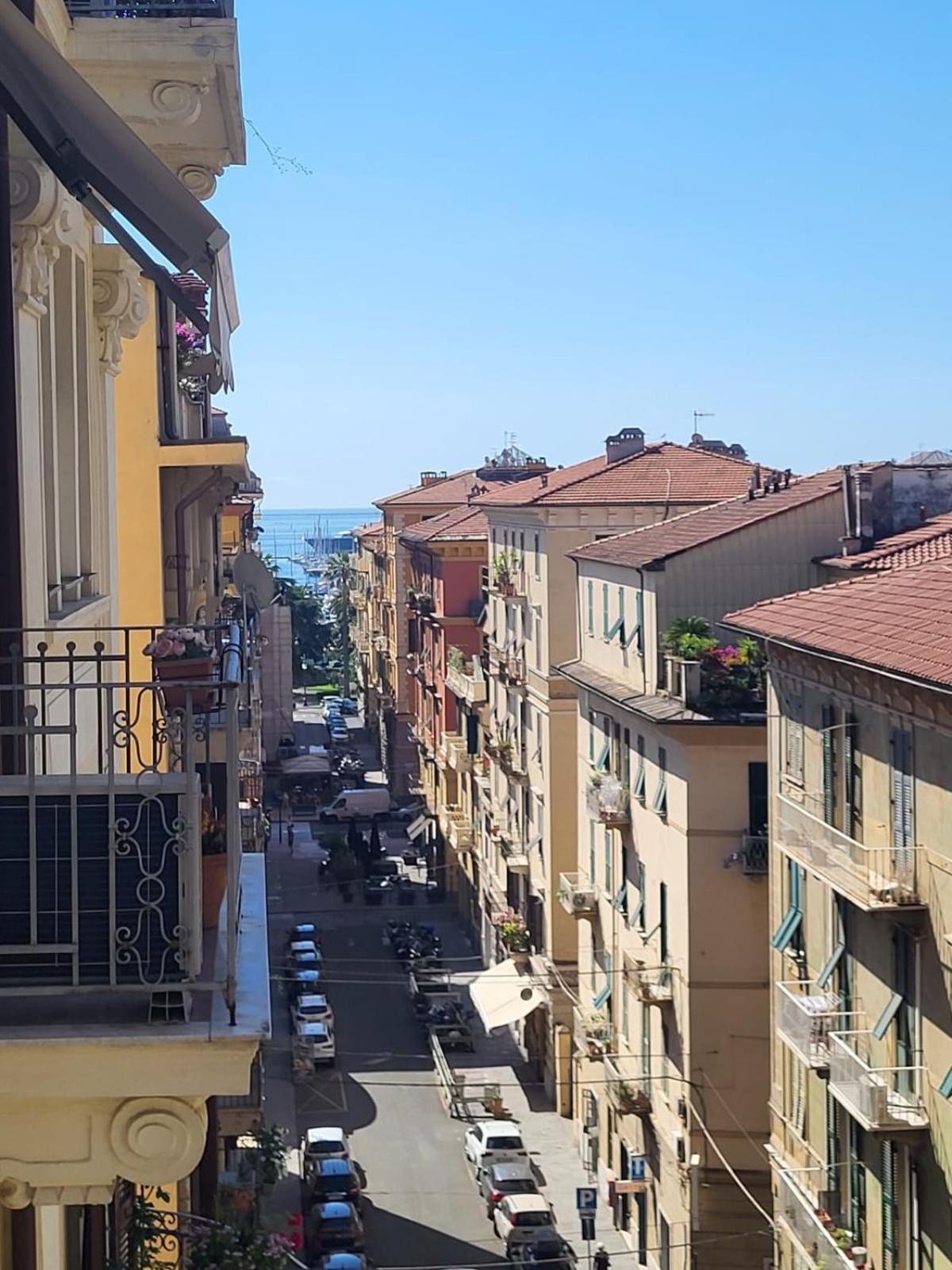 Tra Mare E Castello Apartman La Spezia Kültér fotó
